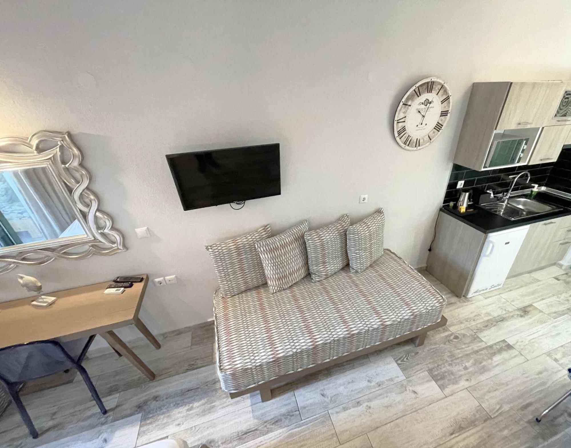Alegria Suites Nikíti Kültér fotó